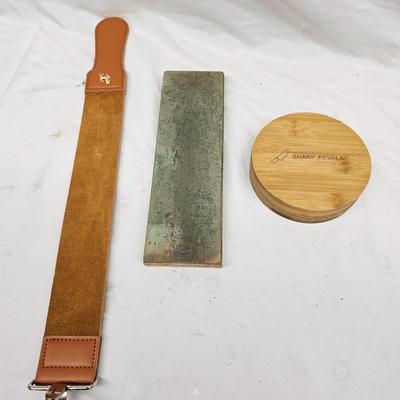 Assortment of Sharpening Stones, Hones & Diamond Plates (DG-JS)