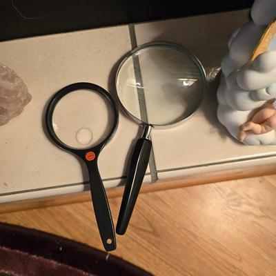 Magnifying glass