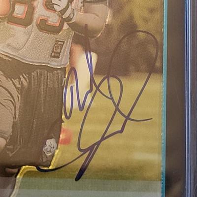 Sale Photo Thumbnail #45: 2002 Bowman Chrome Matt Schobel Gem Mint 10 Signed Gold Final Authority