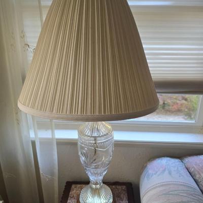 Table lamp