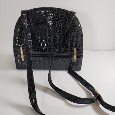 LOT 227MBL: Black Patent Leather Bags by Rodo & Caprice