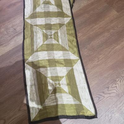 LOT 232MBL: Variety of Ladies Scarves-Different Sizes & Material