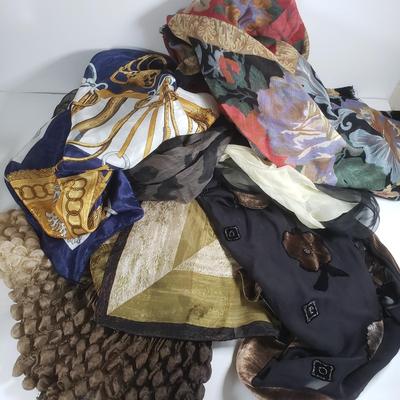 LOT 232MBL: Variety of Ladies Scarves-Different Sizes & Material
