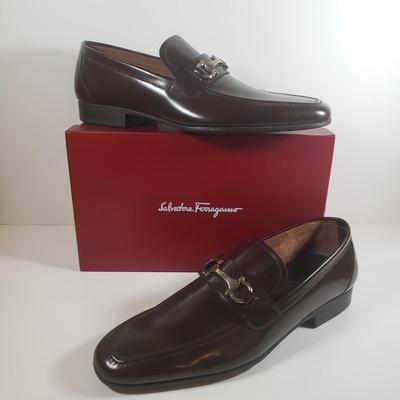 LOT 233M: Salvatore Ferragamo Size 13 Loafers with Box