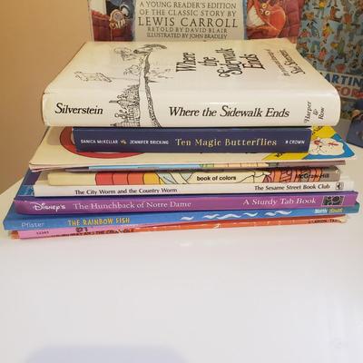 LOT 238B: Kids Table & Chair Set with Assortment of Unopened Crafts, Puzzles & Books