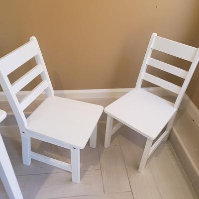 LOT 238B: Kids Table & Chair Set with Assortment of Unopened Crafts, Puzzles & Books