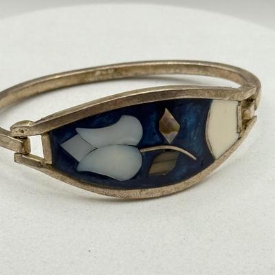 Sale Photo Thumbnail #125