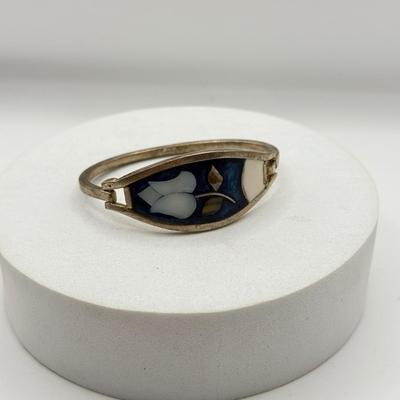 Sale Photo Thumbnail #122