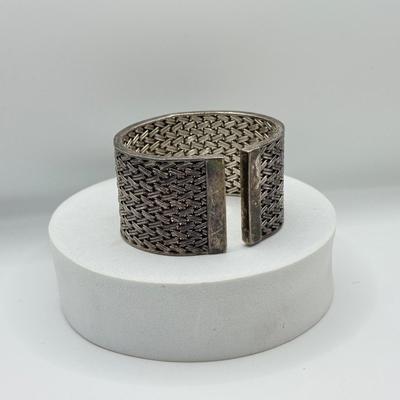 Sale Photo Thumbnail #159