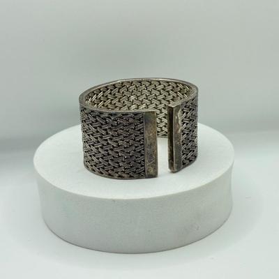 Sale Photo Thumbnail #152