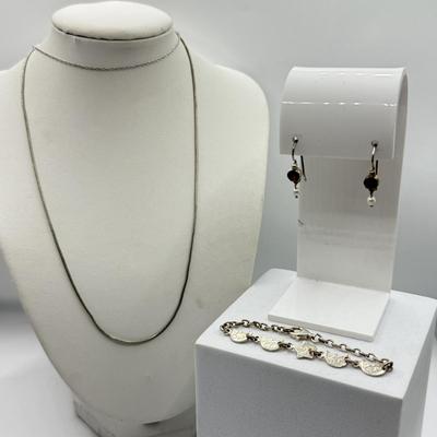 LOT 281J: 925 Sterling Silver Moons & Star Bracelet, Pierced Drop Earrings & Chains (10.24g)