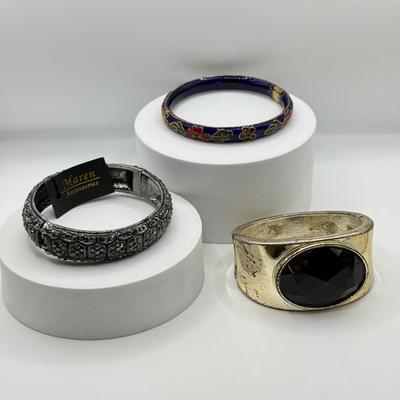 LOT 284J: Collection of Hinged Bangle Bracelets