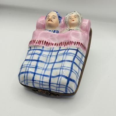 LOT 294F: Limoges France Rochard Porcelain Sleeping Couple Trinket Box