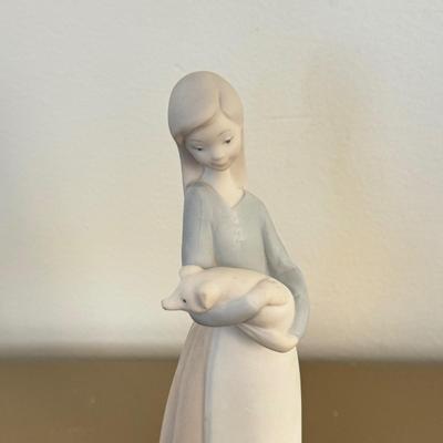 LOT 295F: Girl holding Pig Lladro, Dresden Germany Lace Porcelain Doll & Haviland Limoges Oyster Plate