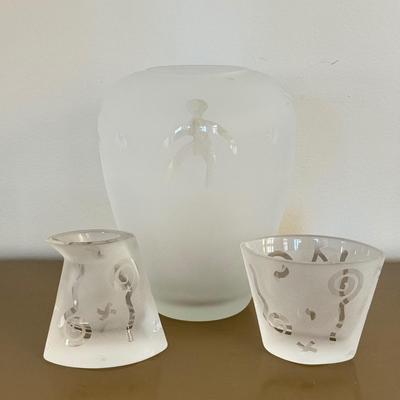 LOT 296F: Robert McCandless Signed Frosted Sugar Bowl & Creamer w/ Frosted Glass Vase