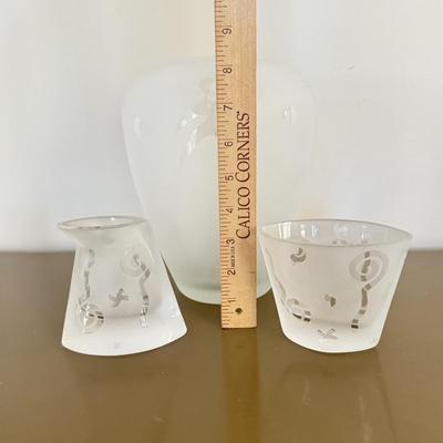 LOT 296F: Robert McCandless Signed Frosted Sugar Bowl & Creamer w/ Frosted Glass Vase