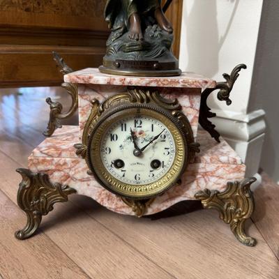 LOT 300L: Antique 19th Century French Marble and Brass Mantel Clock