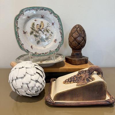 LOT 327F: Artist Signed Grapes & Cheese Plate, Ceramic Artichoke, Bird Stoneware Plates & More