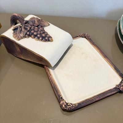 LOT 327F: Artist Signed Grapes & Cheese Plate, Ceramic Artichoke, Bird Stoneware Plates & More