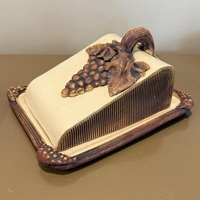 LOT 327F: Artist Signed Grapes & Cheese Plate, Ceramic Artichoke, Bird Stoneware Plates & More