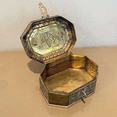 LOT 332L: Pair of Brass Cobra Candlestick Holders w/ Brass Box