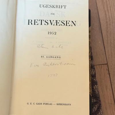 LOT 339F: Vintage Anthology, Runner Like Mushroom Decor & More