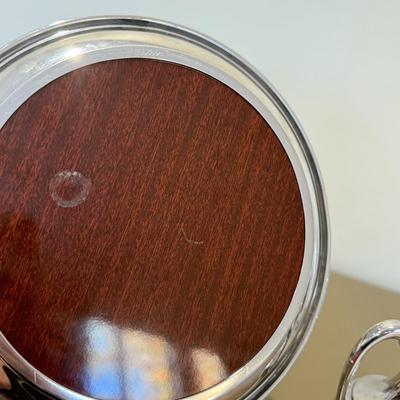 LOT 425L: Vintage Crescent Decanter Set