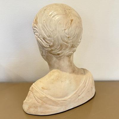 LOT 427L: Washington DC National Gallery of Art Bust
