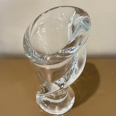 LOT 430F: Art Vannes Le Chatel Calla Lily Vase, Signed Vase & More