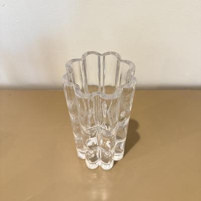 LOT 430F: Art Vannes Le Chatel Calla Lily Vase, Signed Vase & More