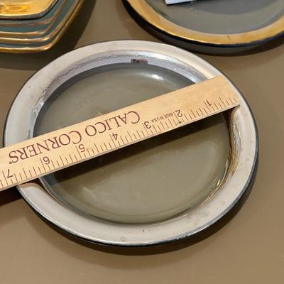 LOT 431L: Signed Annie Glass Heart Plates & More