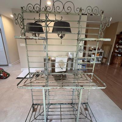 LOT 466K: Green Metal Outdoor Plant Stand / Garden Bench