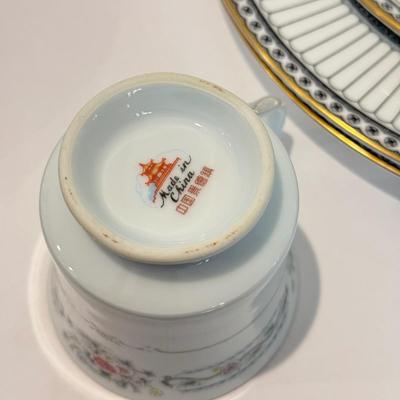 LOT 467F: Fine China: Wedgwood, Haviland Limoges & More