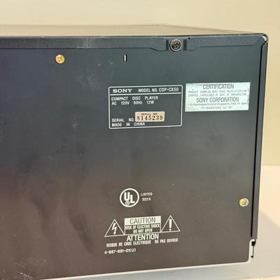 LOT 469F: Sony CD Player CDP-CX-50