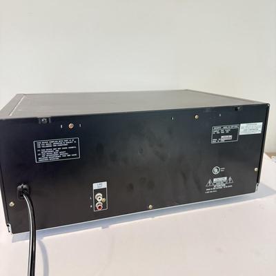 LOT 469F: Sony CD Player CDP-CX-50