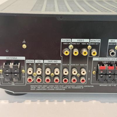 LOT 470F: Sony FM Stereo/AM-FM Receiver STR-DE505