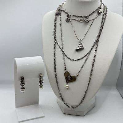 LOT 476J: 925 Sterling Jewelry Collection: Heart, Dog Necklaces (32.94g)