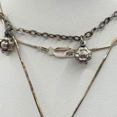 LOT 476J: 925 Sterling Jewelry Collection: Heart, Dog Necklaces (32.94g)