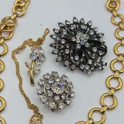 LOT 480J: Goldtone Necklaces, Bracelet & More