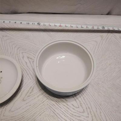 ceramic bowl with lid