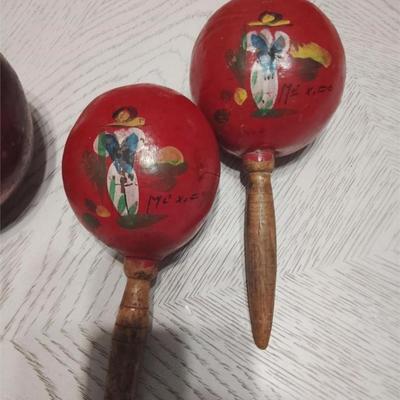 Mexico Hand-Painted Vintage Maraca 2 Sets