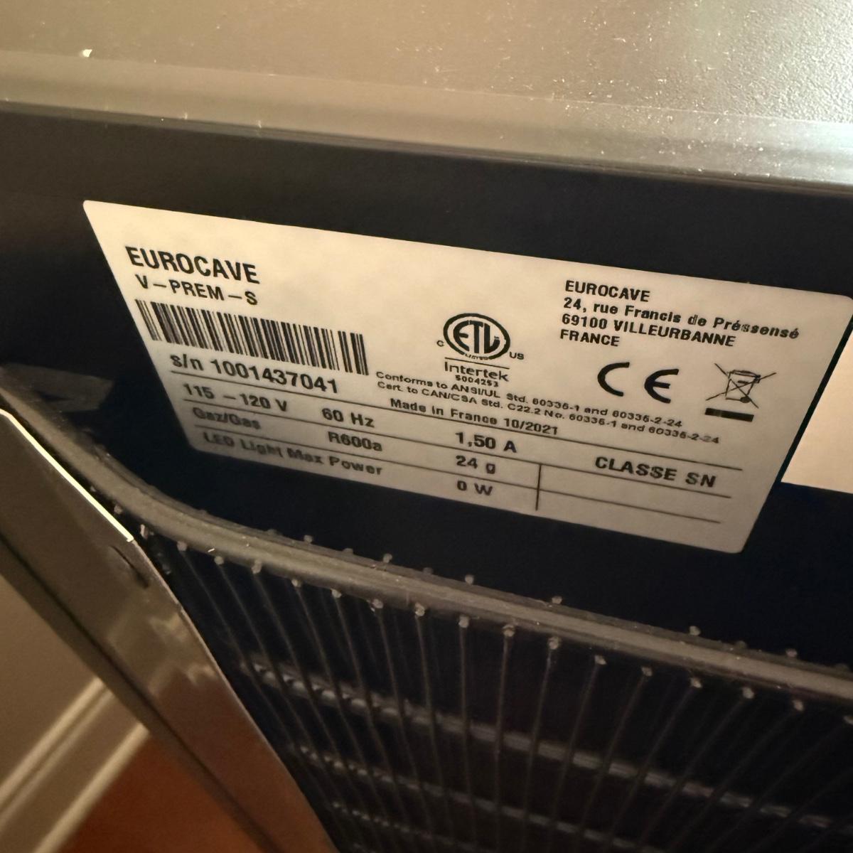 EuroCave Wine Cabinet (O-BM)