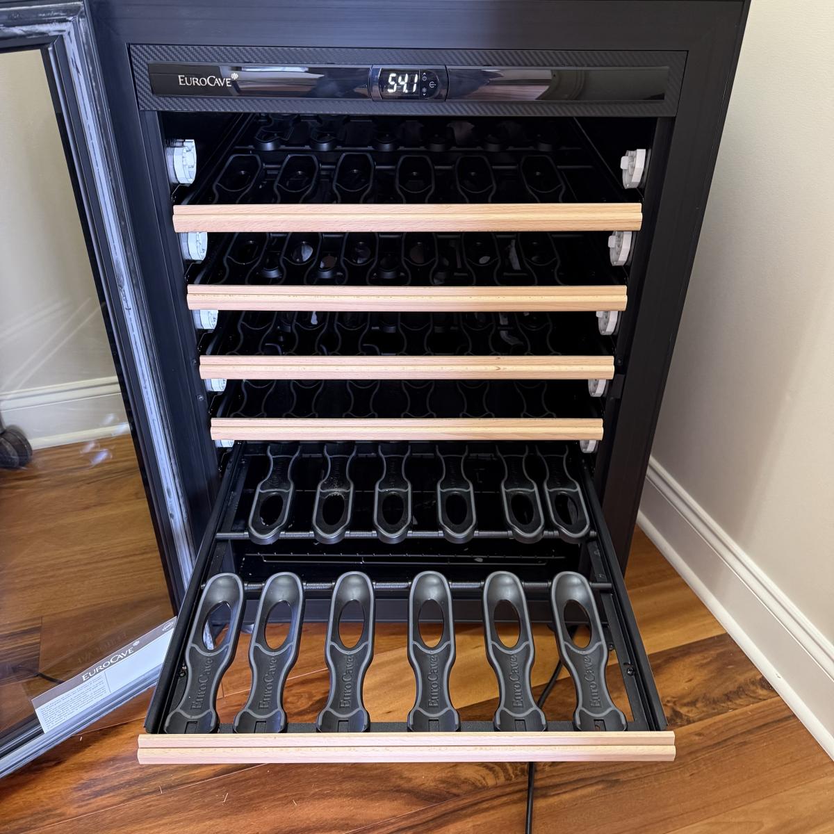 EuroCave Wine Cabinet (O-BM)