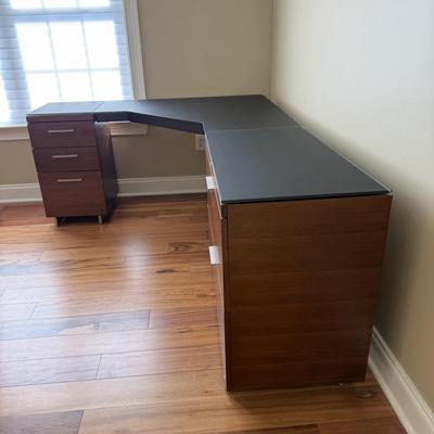 BDi Sequel Glass Top Corner Desk