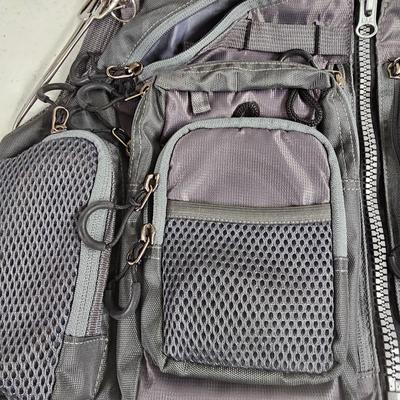 Bassdash Fishing Vest & Cortland Landing Net (G-JS)