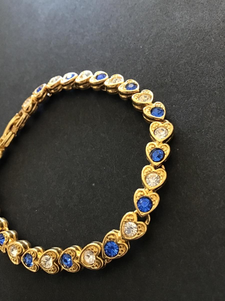 Vintage gold tone rhinestone heart tennis bracelet