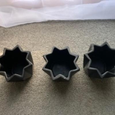 3 Planters Pots