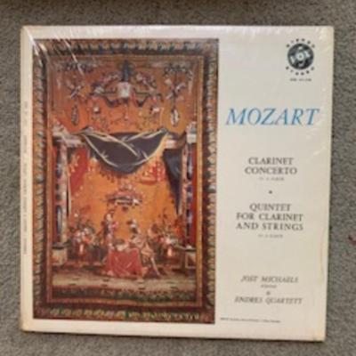 “Mozart Clarinet Concerto & Quintet Vinyl – Joey Michaels & Endres Quartet”