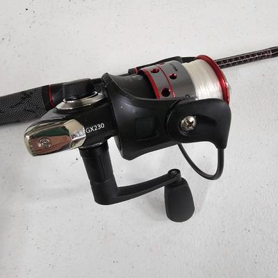 Pair of Ugly Stik GX2 6' Fishing Rods & Reels (G-JS)