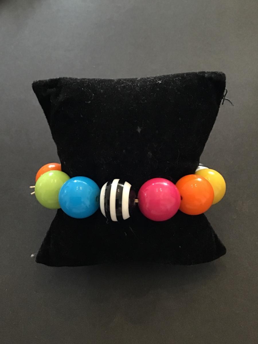 Cute beaded stretch bracelet